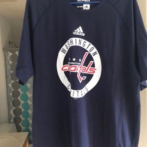 Adidas Washington Capitals tshirt. XXL